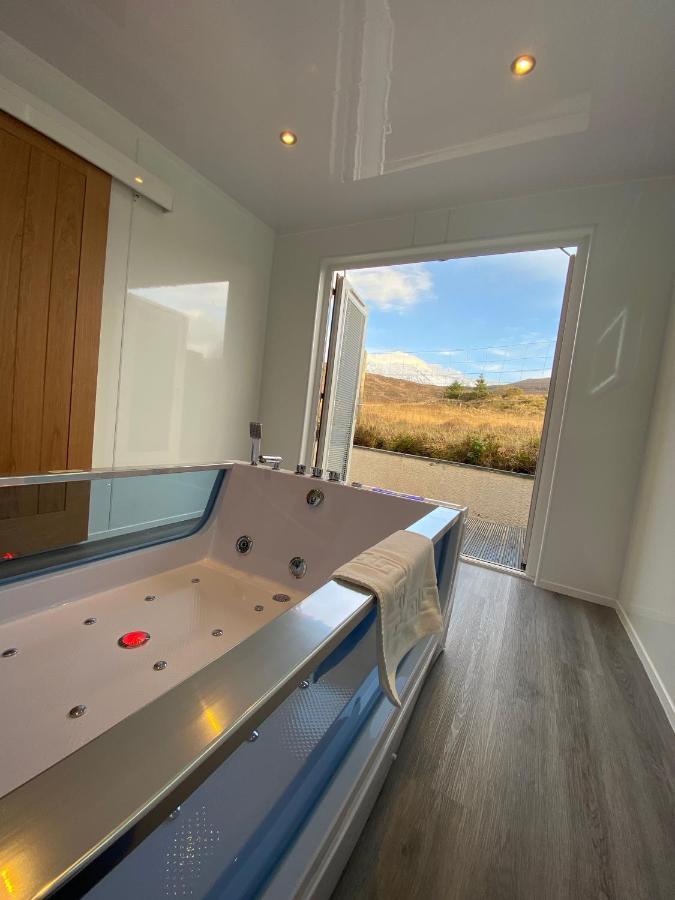 Highland Stays - Ben View Room & Jacuzzi Bath Fort William Zewnętrze zdjęcie